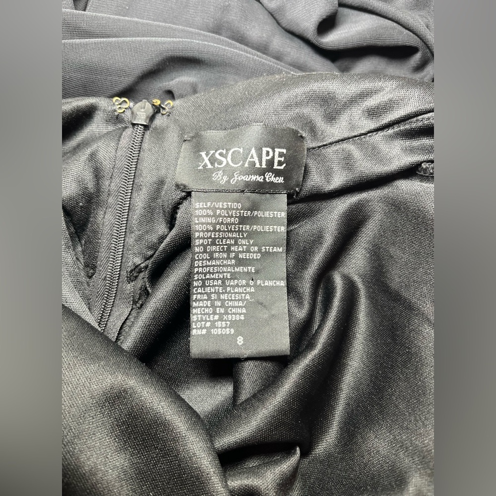 Xscape gown - Picture 12 of 12